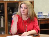 Елена Полонская: Главное - не фасады и ямы на дорогах, а люди, которым это мешает жить