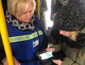 Сбербанк провел 300 миллионов оплат проезда банковской картой в общественном транспорте с начала года