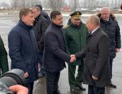 Владимир Путин прилетел в Псков почтить память десантников 6-й роты
