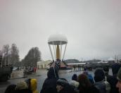ФОТОФАКТ: Жители Пскова пришли к памятнику 6-й роте
