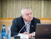 Виктор Антонов – о взаимодействии законодательной и исполнительной властей Псковской области: Мы сплоченно работаем