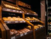 Пскович пытался украсть продукты из магазина в пять утра
