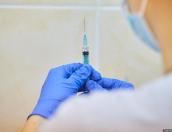 До 50 псковичей в день могут вакцинировать от коронавируса в одном прививочном кабинете