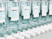 Новая партия вакцины от COVID-19 поступит в Псковскую область на этой неделе