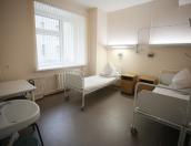 40 пациентов с COVID-19 находятся в реанимации в Псковской области