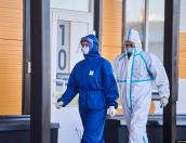 Зарплату до 150 тысяч рублей предлагают эпидемиологу в Псковской инфекционке