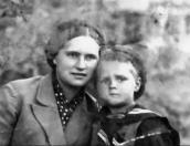 Жительница Орловской области разыскивает в Опочке родственников