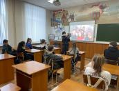 Транспортные полицейские организовали для псковских школьников акцию «Безопасное поведение детей на железной дороге»