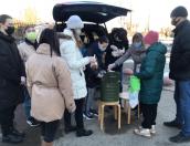 Студенты-теологи в Пскове помогли накормить нуждающихся