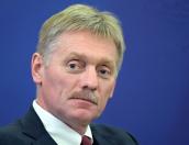 Песков опроверг слухи о введении в России военного положения