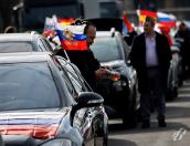 В Берлине состоялся автопробег в защиту русскоязычного населения страны