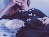 Диетолог рассказала об опасности приёма пищи во время просмотра фильмов и сериалов