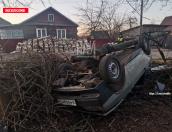 Жительница Петербурга пострадала в результате опрокидывания автомобиля в Порховском районе