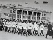 Госархив опубликовал фотографии парада 9 мая 1972 года в Пскове