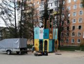 ФОТОФАКТ. В Карцево устанавливают детскую площадку