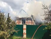 Из-за аварийного режима электропроводки в Великих Луках сгорел частный дом 