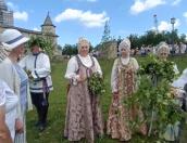 В Псковском музее-заповеднике прошёл народный праздник «На Святую Троицу»