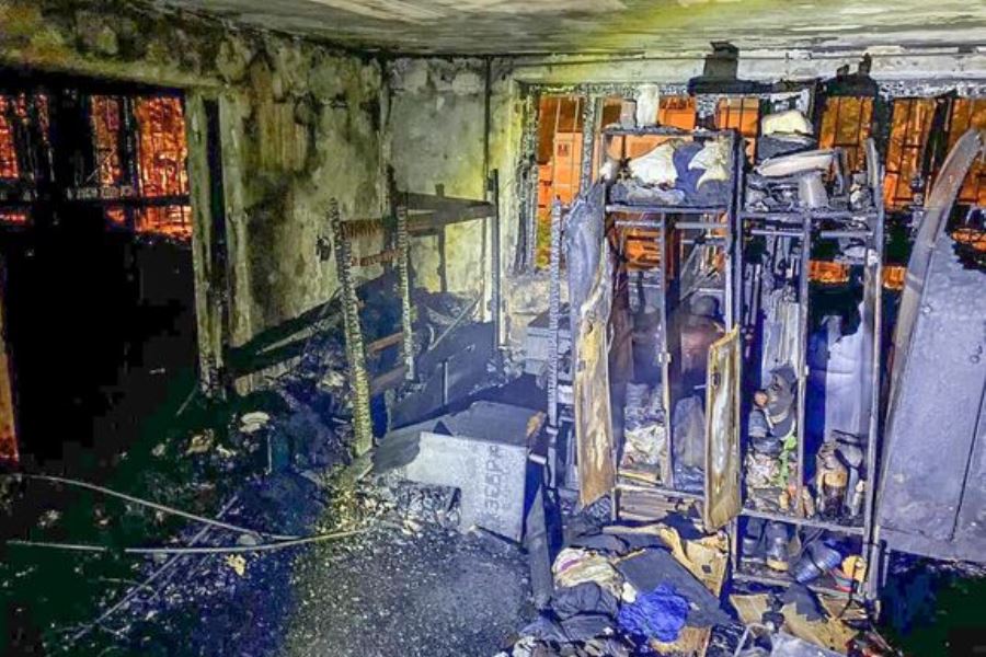 Восемь человек сгорели заживо из-за решёток на окнах московского хостела