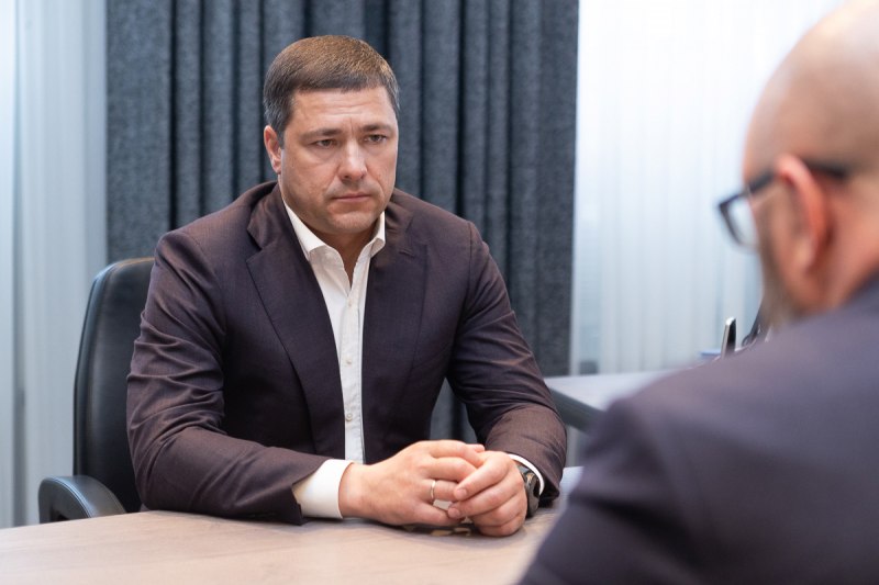 Михаил Ведерников призвал отремонтировать дорогу к Владимирскому лагерю до наступления холодов