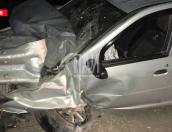 Водитель протаранил ограждение моста и сбежал с места ДТП