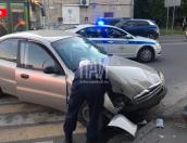 Нетрезвый водитель протаранил мачту освещения на Яна Фабрициуса 