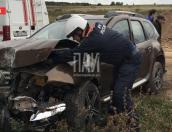 Мужчина потерял сознание за рулём и врезался в строение в Псковском районе