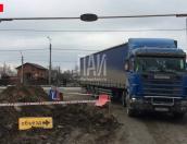 В Пскове водитель фуры врезался в газовую трубу