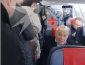 Владимир Познер прилетел в Псков