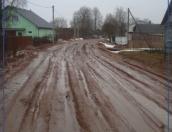 Размытые дороги не помешали уборке ТКО в Псковской области