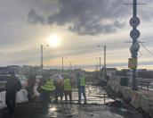 Работы по снятию старого асфальта проводят на Ольгинском мосту в Пскове