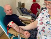 В День донора псковские росгвардейцы сдали около 10 литров крови