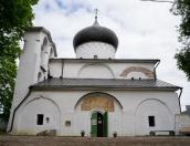 Собор Мирожского монастыря закрыли по техническим причинам
