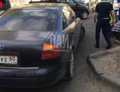 Велосипедист госпитализирован в результате столкновения с Audi в Пскове 
