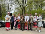 Концерты под окнами ветеранов организовали в Пскове