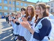 Последние звонки прошли в школах Псковской области