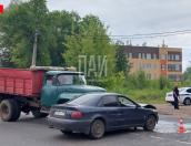 Водителя Audi госпитализировали в результате ДТП в Великих Луках