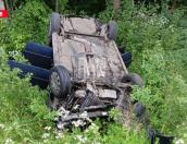 Автомобиль опрокинулся в кювет в Пустошкинском районе
