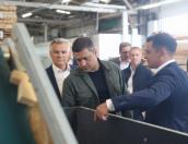 Губернатор посетил экспортный лесозавод «Судома» в Дедовичском районе