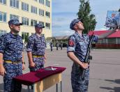 Призванные на службу в Росгвардию 53 псковича приняли присягу
