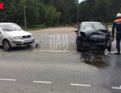 Два автомобиля столкнулись в Псковском районе
