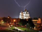 Грозы надвигаются на Псковскую область