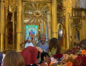 Митрополит Тихон возглавил праздничное богослужение в Михайловском соборе Псково-Печерской обители