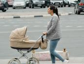 В Великих Луках в сентябре девочек родилось больше, чем мальчиков