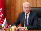 От имени депутатов Собрания псковских росгвардейцев поздравил Александр Котов