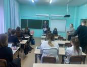 Профориентационные беседы провели с великолукскими школьниками