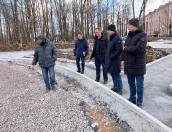 Валерий Зайцев провёл выездное совещание в Печорах по вопросам готовности строящихся объектов