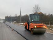 Реверсивное движение из-за ремонта дороги введут на участке трассы вблизи Острова с 13 мая