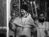 Псковичей просят помочь семье погибшего в зоне СВО отца Антония