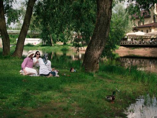 Стало известно, сколько псковичей скучает по работе в отпуске