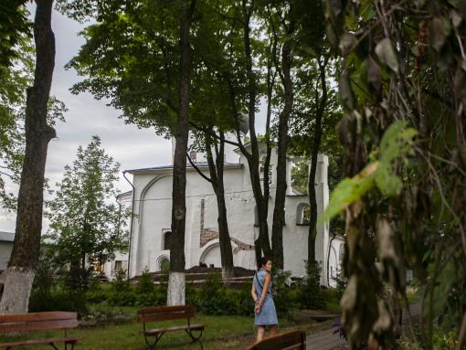 Музейное пространство с погребами откроется в Мирожском монастыре